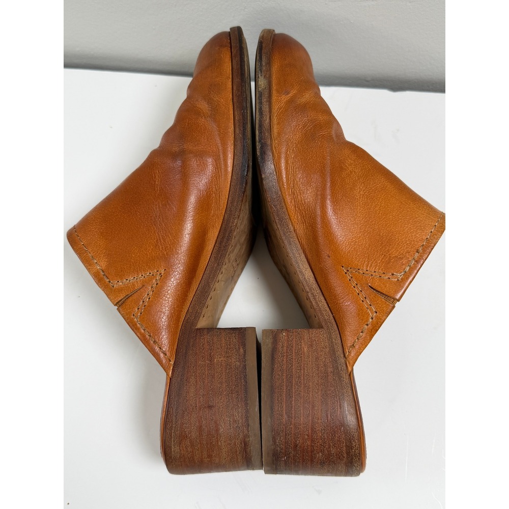 Frye Cleaire Leather Mules 8 Cognac Classic Block Heel Slip On Western Boho - Picture 7 of 9